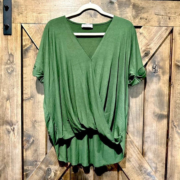 Zeanna Tops - NWOT Zeanna Forest Green Hi-Lo Faux Wrap Top Sz L